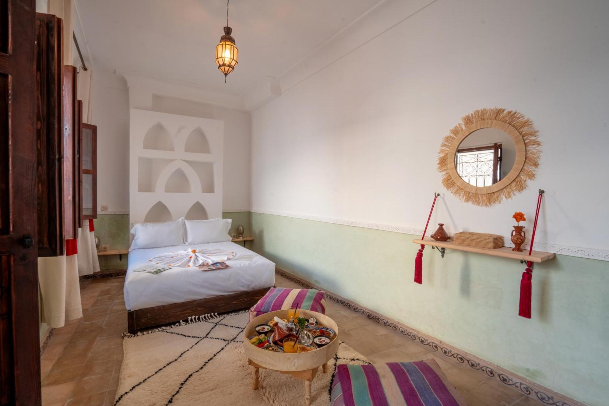 Hotel Riad Boutouil & Spa Marrakesh Esterno foto